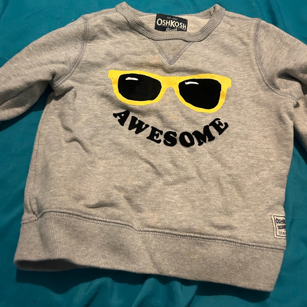 I’m selling a sweater